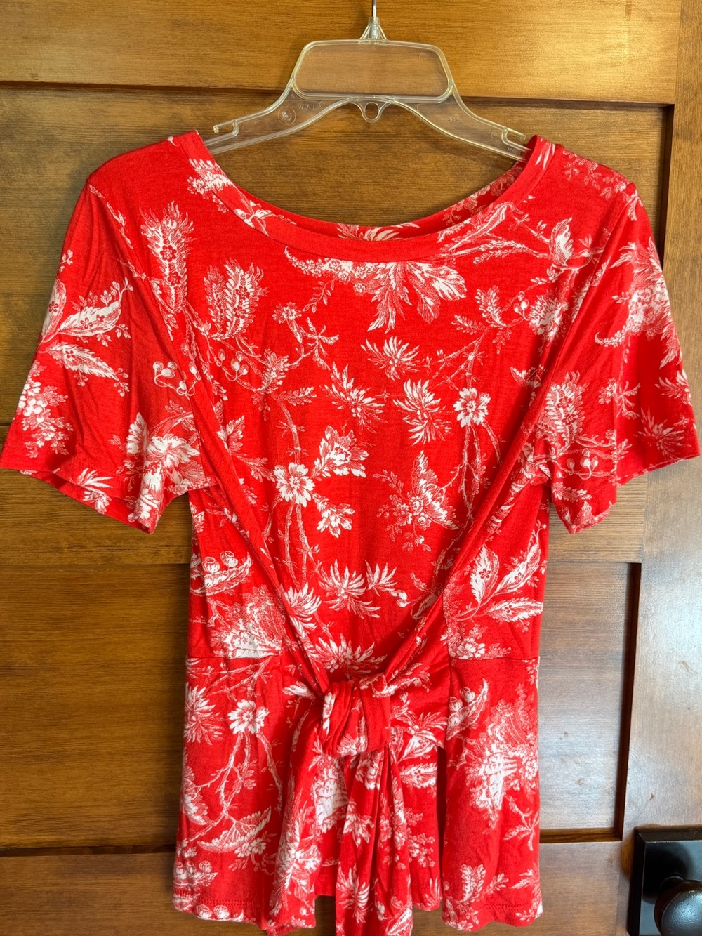 Maeve Floral Tie-Front Top in Red & White Size Medium